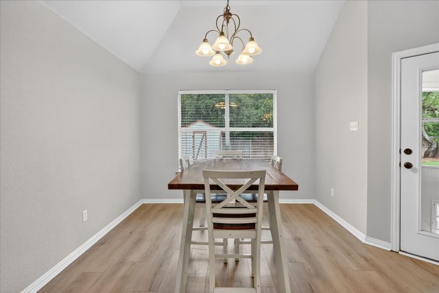 512 Westgate Drive, Aledo, TX 76008