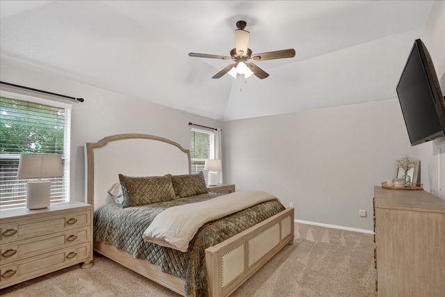 512 Westgate Drive, Aledo, TX 76008