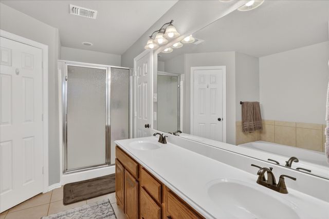 512 Westgate Drive, Aledo, TX 76008