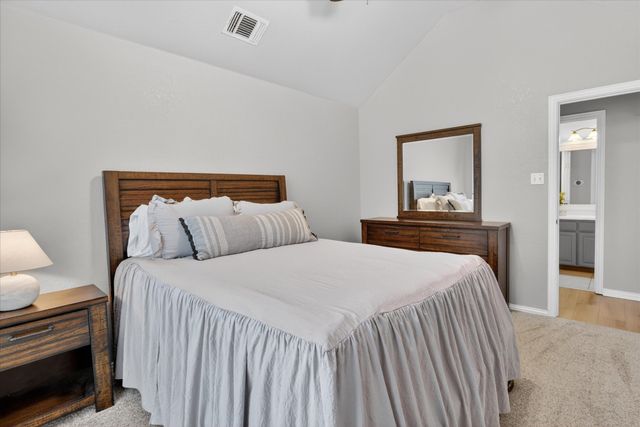 512 Westgate Drive, Aledo, TX 76008