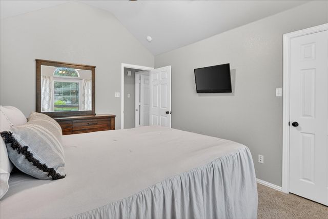 512 Westgate Drive, Aledo, TX 76008