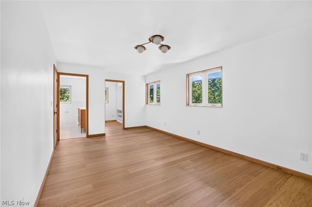 3866 Woodthrush Road, Akron, OH 44333