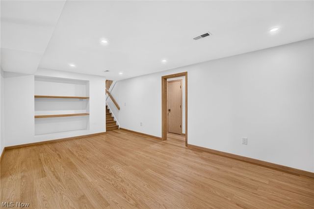 3866 Woodthrush Road, Akron, OH 44333