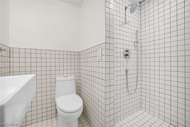 3866 Woodthrush Road, Akron, OH 44333