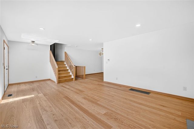 3866 Woodthrush Road, Akron, OH 44333
