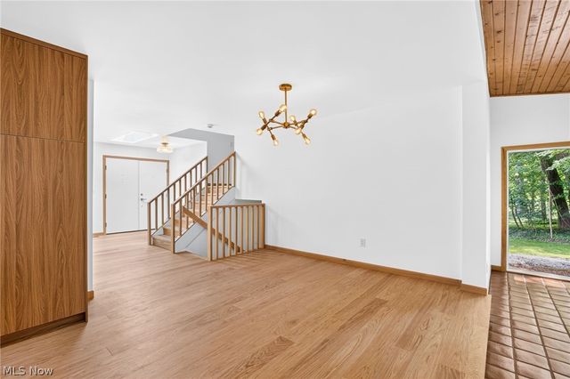 3866 Woodthrush Road, Akron, OH 44333