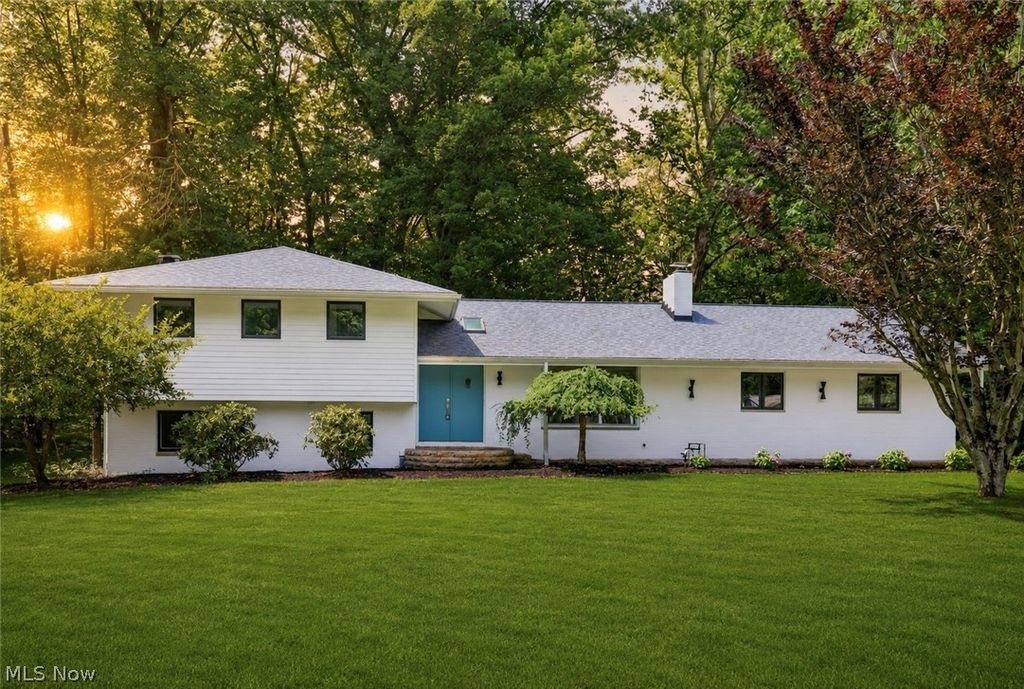 3866 Woodthrush Road, Akron, OH 44333