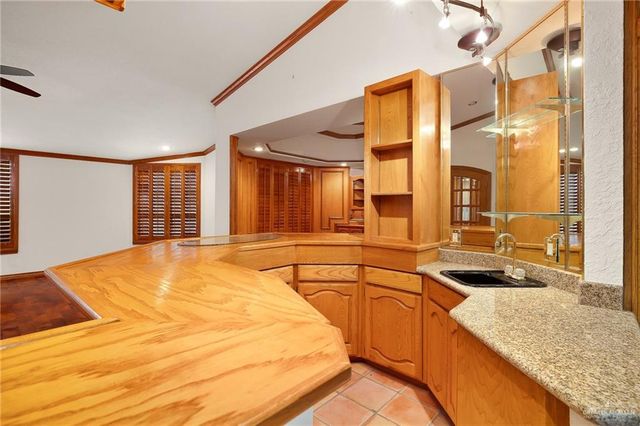 2711 Palmer Drive, Pharr, TX 78577