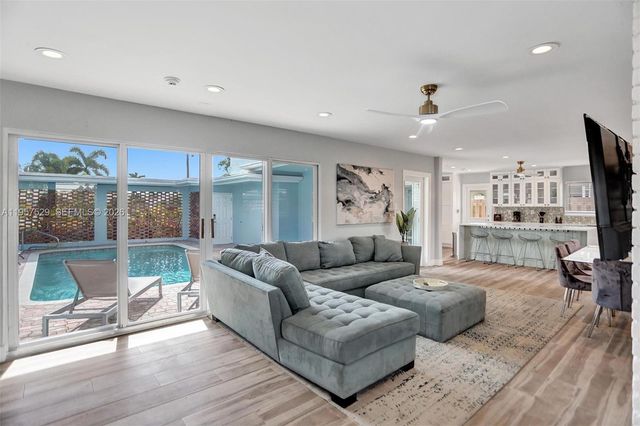 1341 SE 7th Ave, Pompano Beach, FL 33060