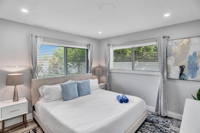 1341 SE 7th Ave, Pompano Beach, FL 33060