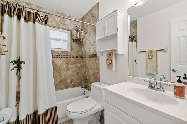 4819 PALMETTO POINT DRIVE, Palmetto, FL 34221