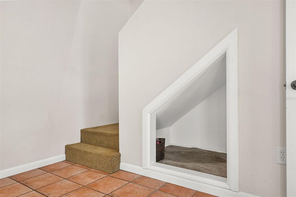 Image 19 of property listing at 4819 PALMETTO POINT DRIVE, Palmetto, FL 34221