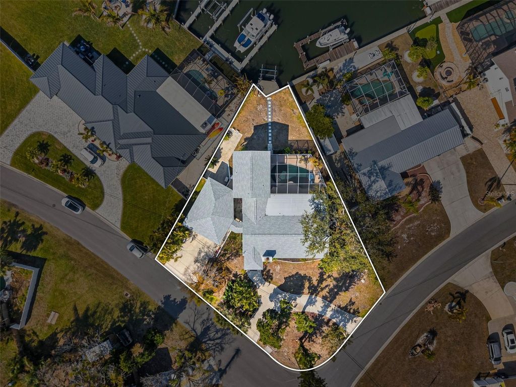 Image 41 of property listing at 4819 PALMETTO POINT DRIVE, Palmetto, FL 34221