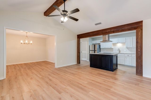 5309 77th Street, Lubbock, TX 79424