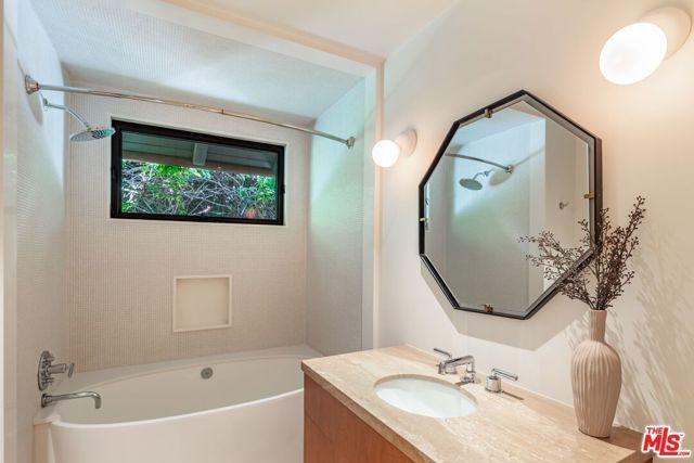 400 Toyopa Drive, Pacific Palisades (los Angeles), CA 90272