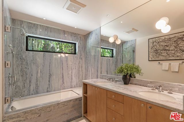 400 Toyopa Drive, Pacific Palisades (los Angeles), CA 90272