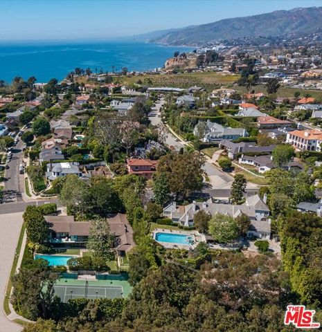 400 Toyopa Drive, Pacific Palisades (los Angeles), CA 90272