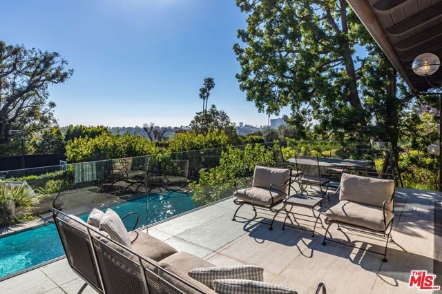 400 Toyopa Drive, Pacific Palisades (los Angeles), CA 90272