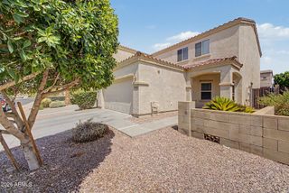 8748 W Wood Drive, Peoria, AZ 85381