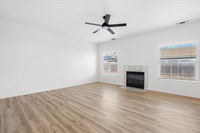 1065 Skyline Dr, Yuba City, CA 95991