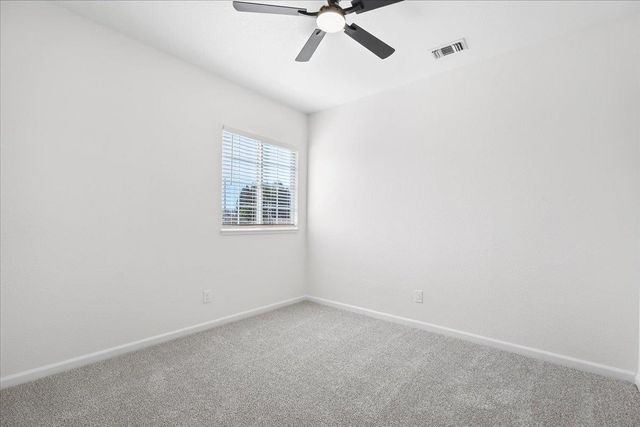 1065 Skyline Dr, Yuba City, CA 95991