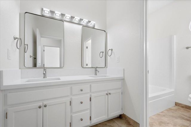 1065 Skyline Dr, Yuba City, CA 95991