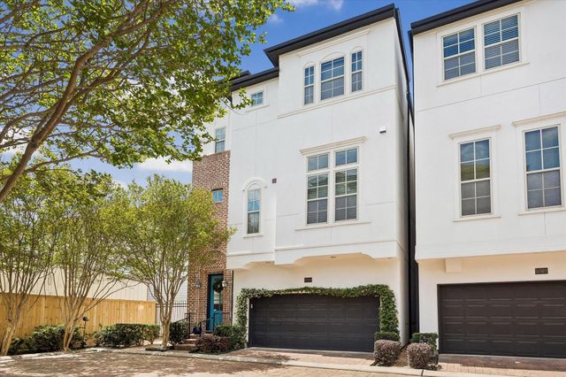 2703 Arabelle Grove, Houston, TX 77007