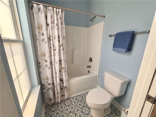 1900 Merano LN, Chesapeake, VA 23322