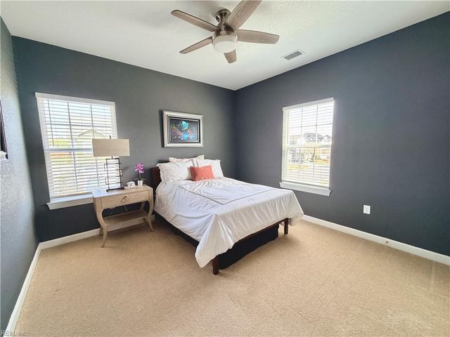 1900 Merano LN, Chesapeake, VA 23322