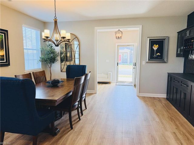 1900 Merano LN, Chesapeake, VA 23322