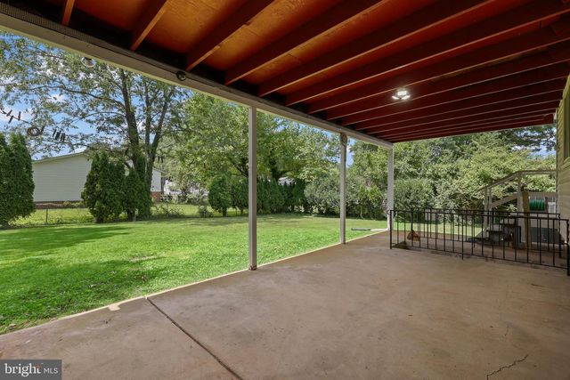 4802 RAVENSWORTH RD, Annandale, VA 22003