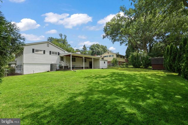 4802 RAVENSWORTH RD, Annandale, VA 22003