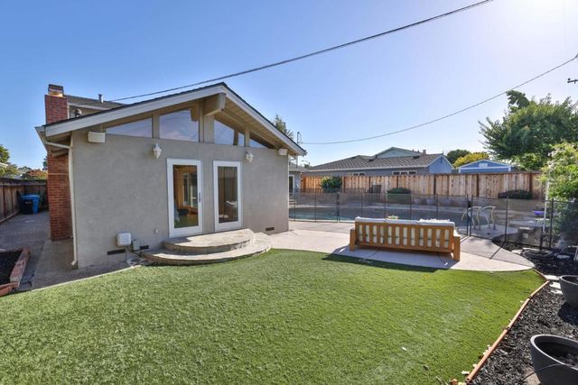 2809 Ponderosa Way, Santa Clara, CA 95051