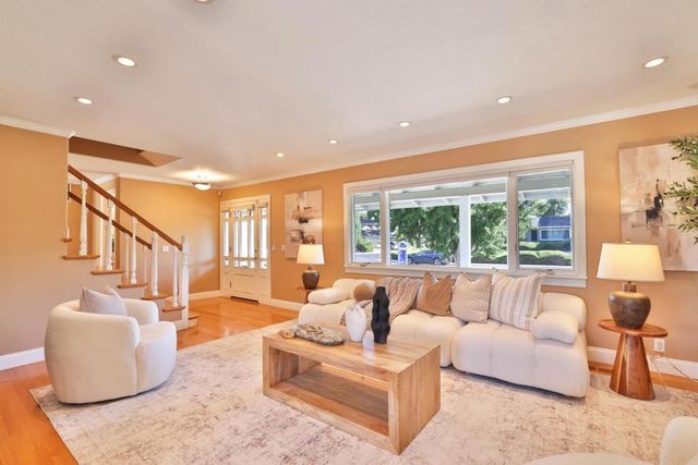 2809 Ponderosa Way, Santa Clara, CA 95051