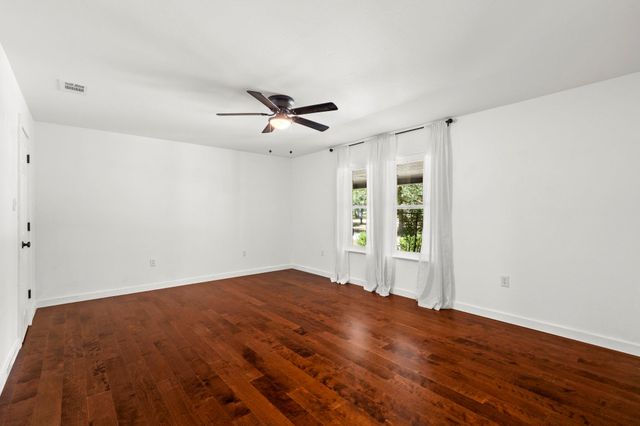 30309 Live Oak TRL, Georgetown, TX 78633