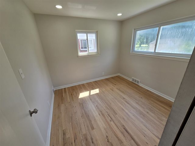 29215 Badelt Street, Westland, MI 48185
