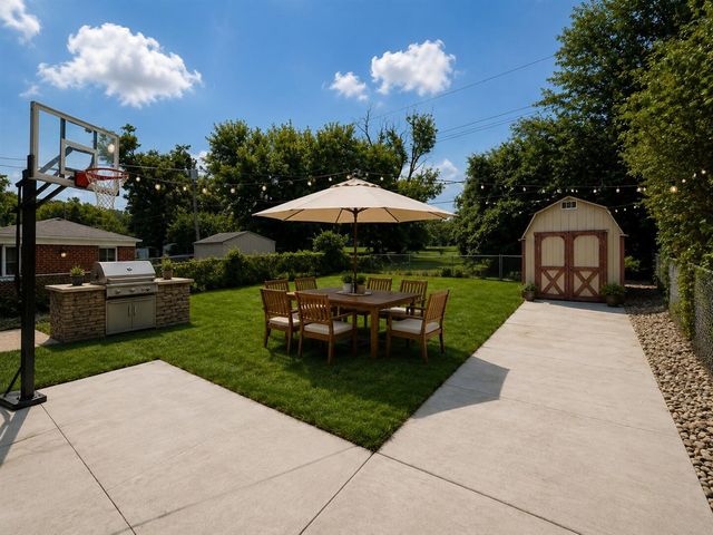 29215 Badelt Street, Westland, MI 48185