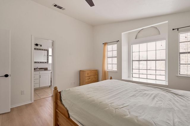 1504 Black Cherry DR, Cedar Park, TX 78613