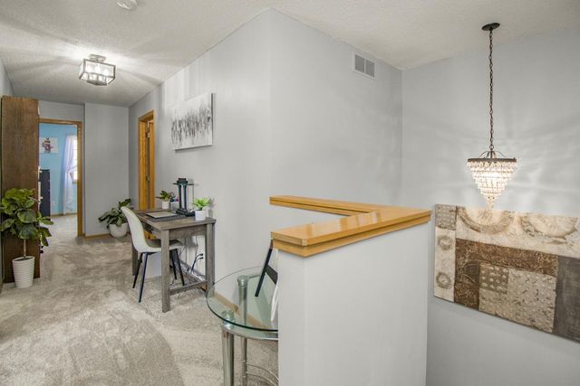 2066 Mockingbird Avenue, Shakopee, MN 55379