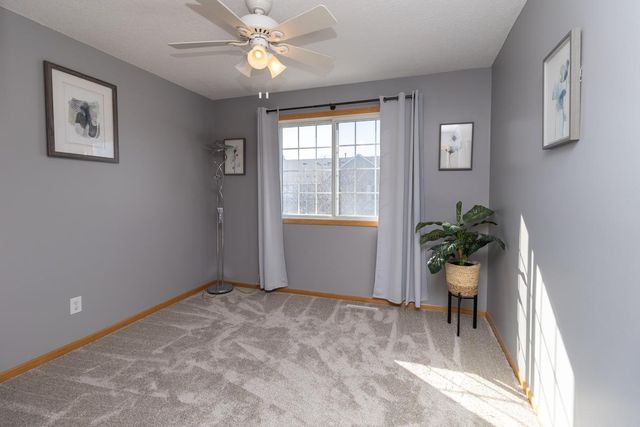 2066 Mockingbird Avenue, Shakopee, MN 55379