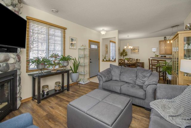 2066 Mockingbird Avenue, Shakopee, MN 55379