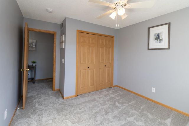 2066 Mockingbird Avenue, Shakopee, MN 55379