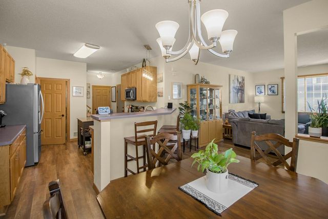 2066 Mockingbird Avenue, Shakopee, MN 55379