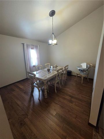 129 NW 251st Road, Clinton, MO 64735