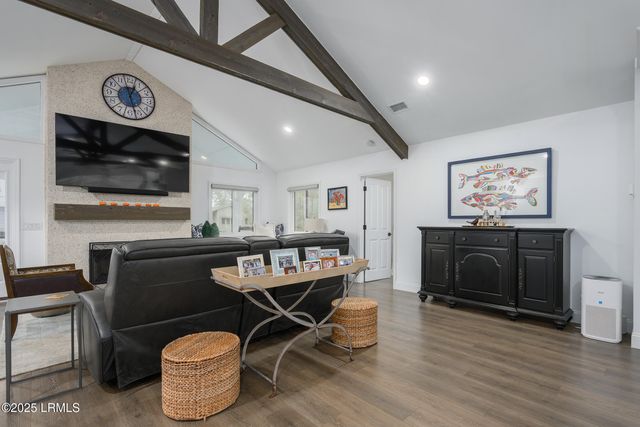 19 Song Sparrow Lane, Hilton Head Island, SC 29928