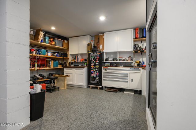 19 Song Sparrow Lane, Hilton Head Island, SC 29928