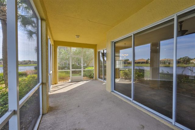 1324 EMERALD DUNES DRIVE, Sun City Center, FL 33573
