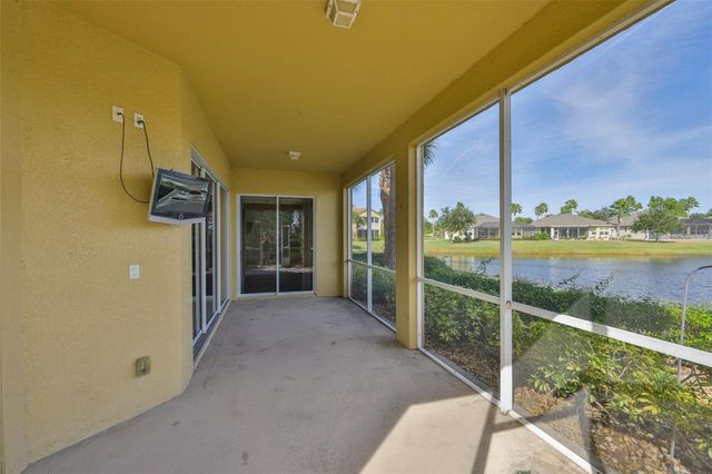 1324 EMERALD DUNES DRIVE, Sun City Center, FL 33573