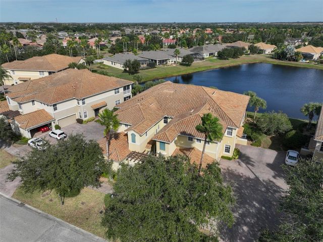 1324 EMERALD DUNES DRIVE, Sun City Center, FL 33573