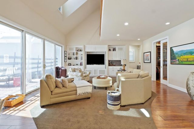 10910 Chambeau Way, Elk Grove, CA 95624